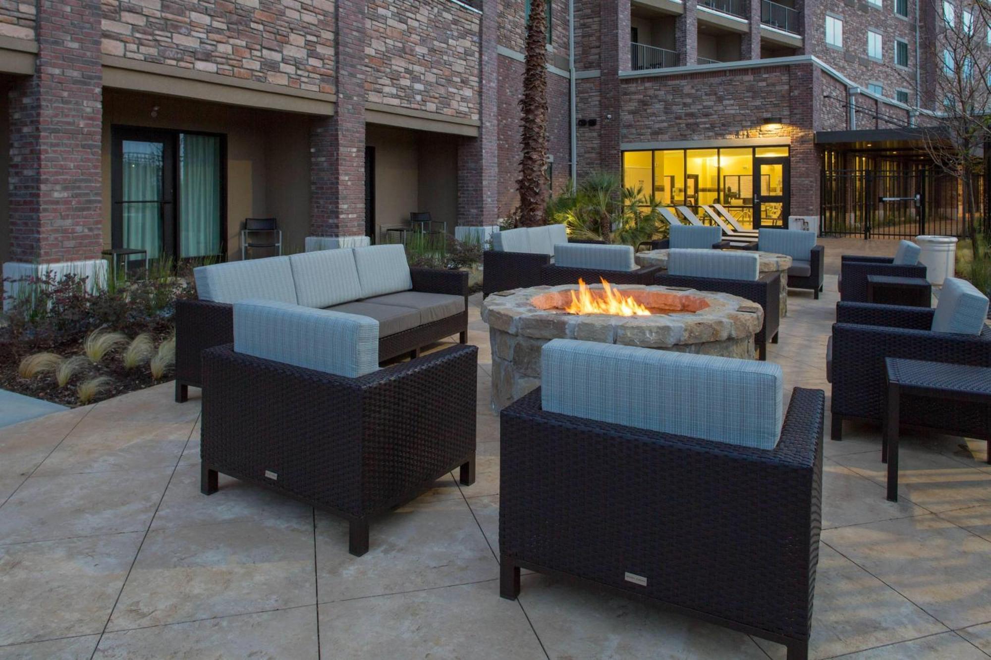 Courtyard By Marriott Dallas Flower Mound Zewnętrze zdjęcie